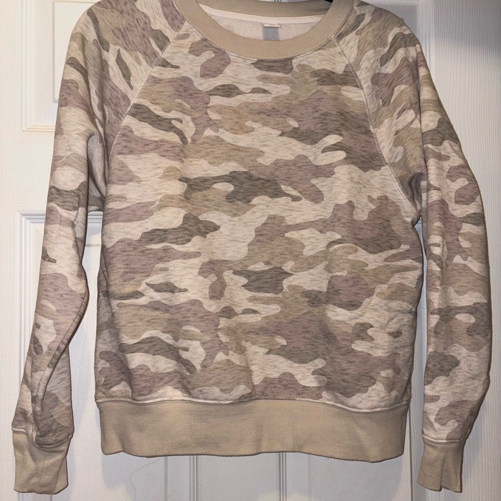Pink Camouflage Women's Crewneck